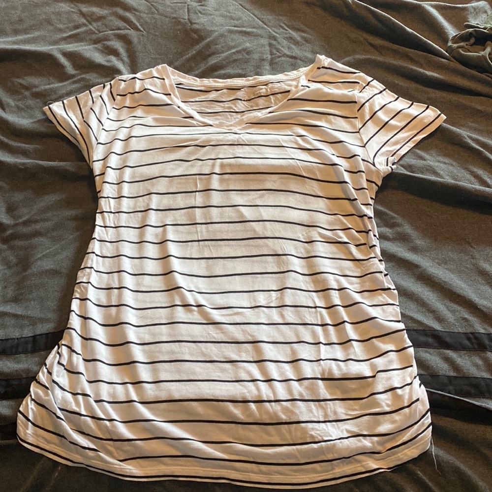 Maternity tee